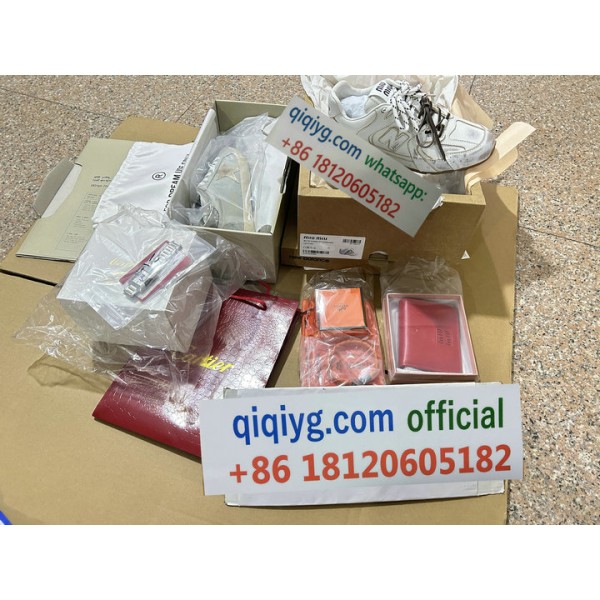 qiqiyg.com WhatsApp +8618120605182 2026 Top-Modekollektion. Echtlederwaren. Vertrauenswürdiger Lieferant aus China. Weltweiter Versand!